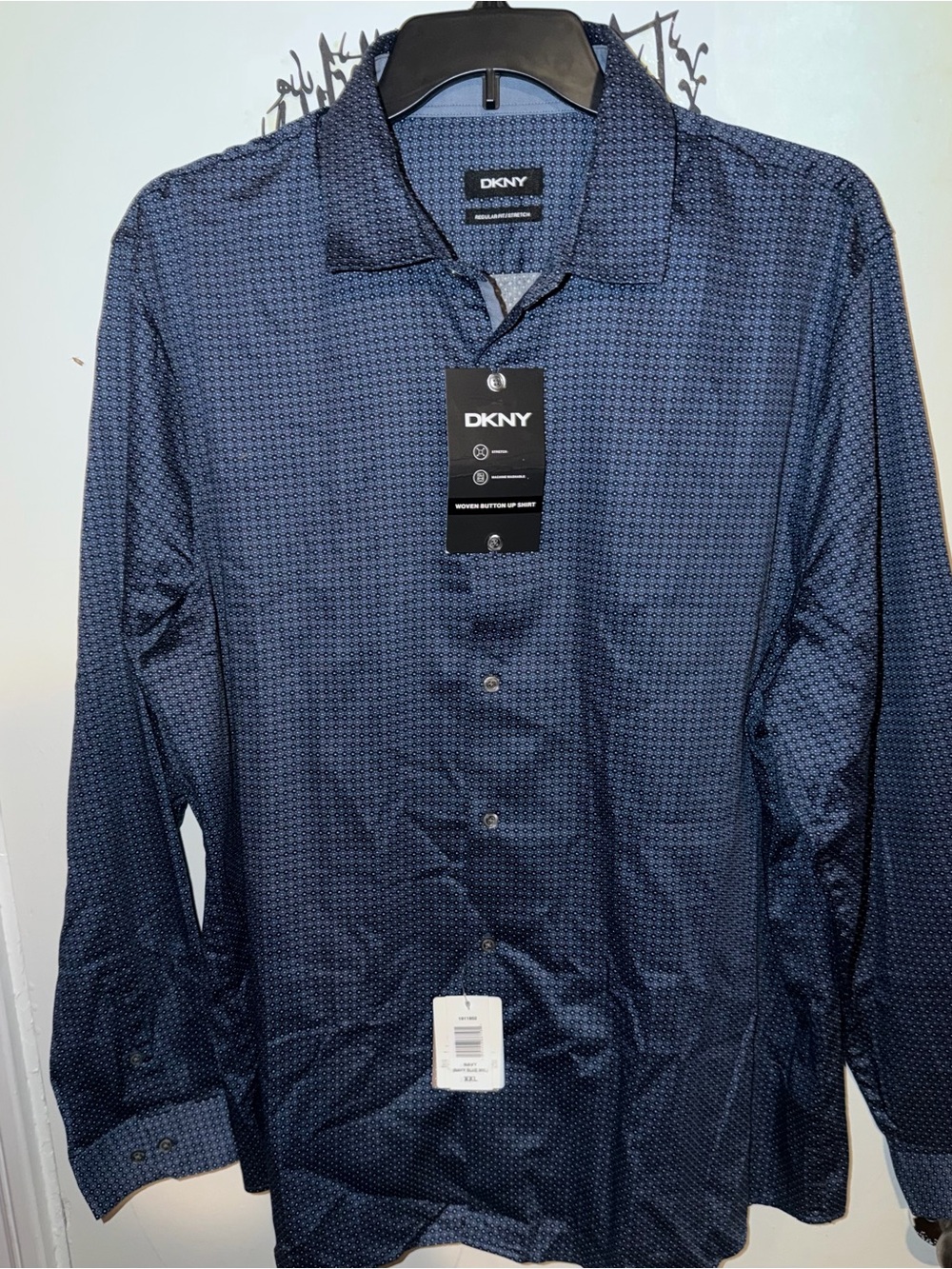DKNY Men's Dark Blue Micro-Pattern Button-Down Shirt